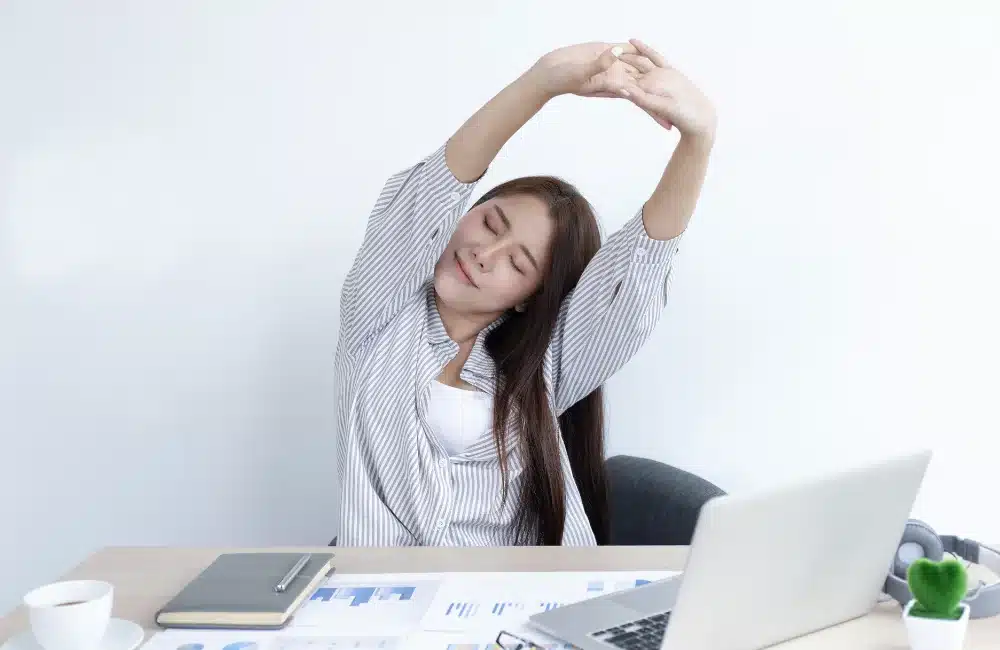 ข้อดีของการนั่งทำงานในท่าที่ถูกต้อง